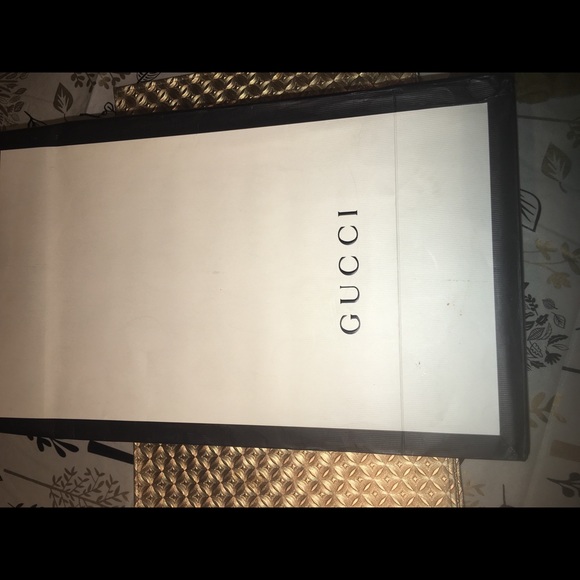 Gucci pouch - Picture 1 of 3